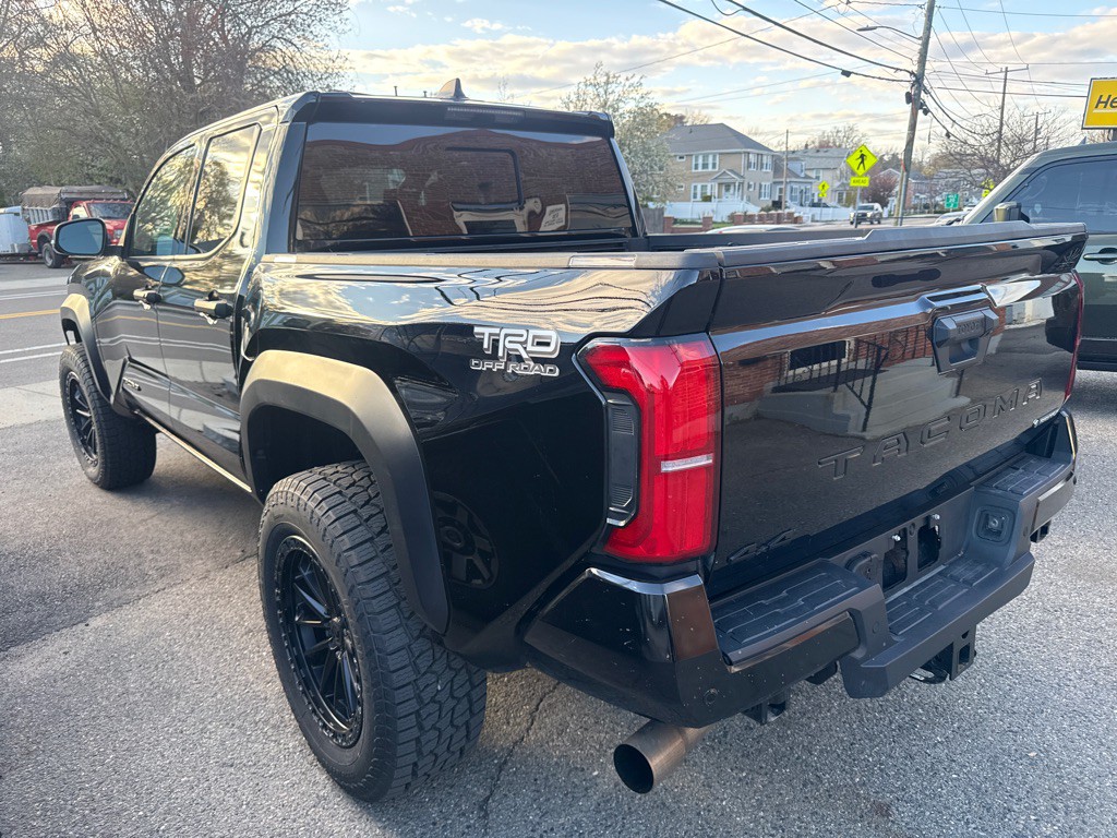 2025 Toyota Tacoma Image 3