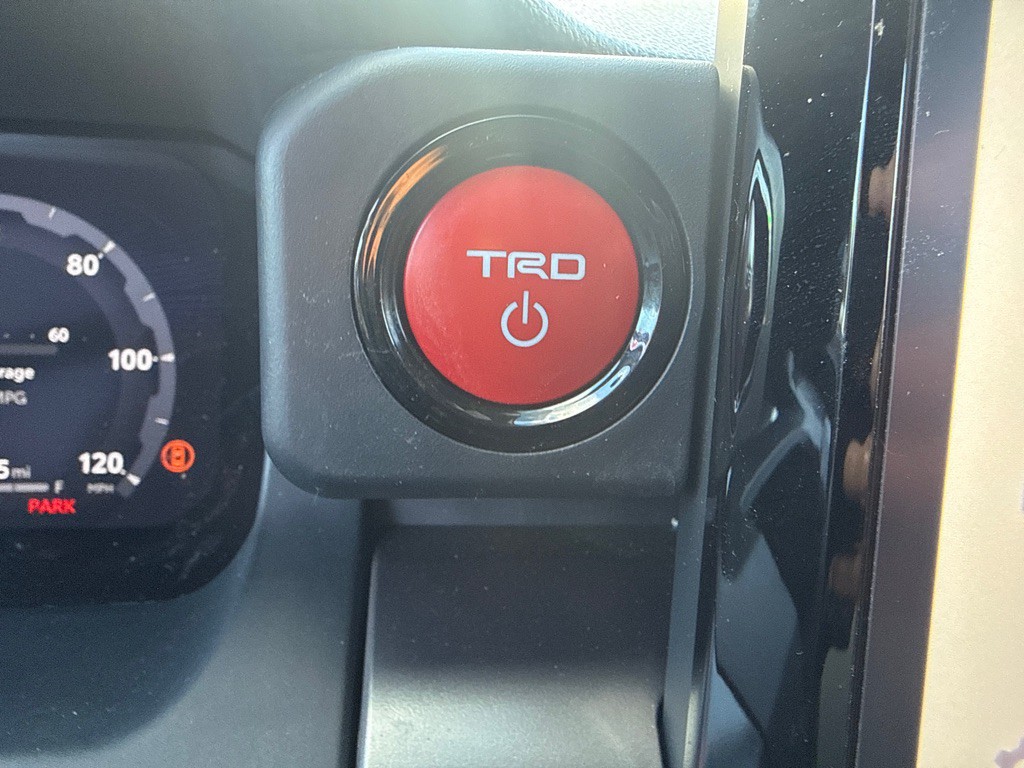 2025 Toyota Tacoma Image 25