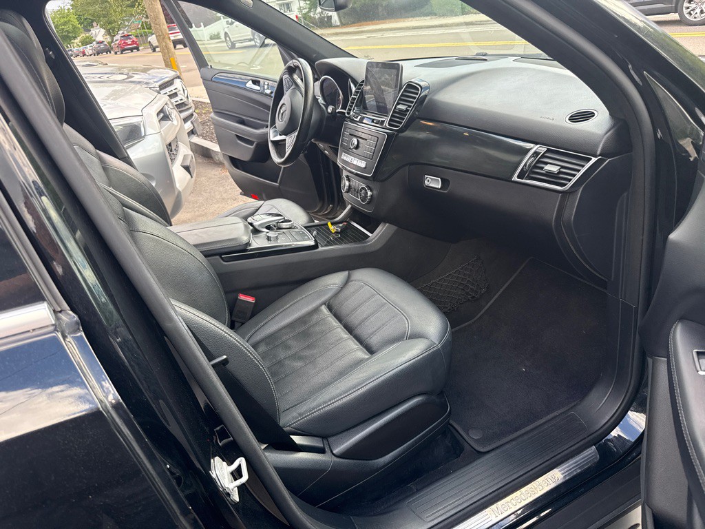 2017 Mercedes-Benz GLE-Class Image 11