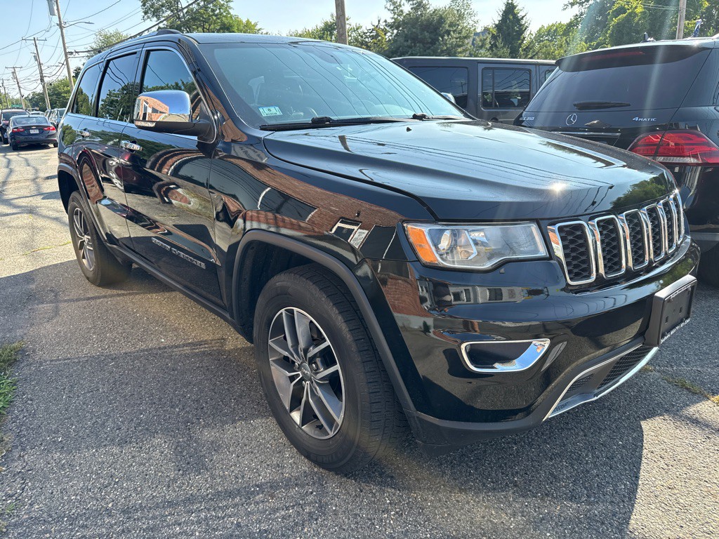 2017 Jeep Grand Cherokee Image 2
