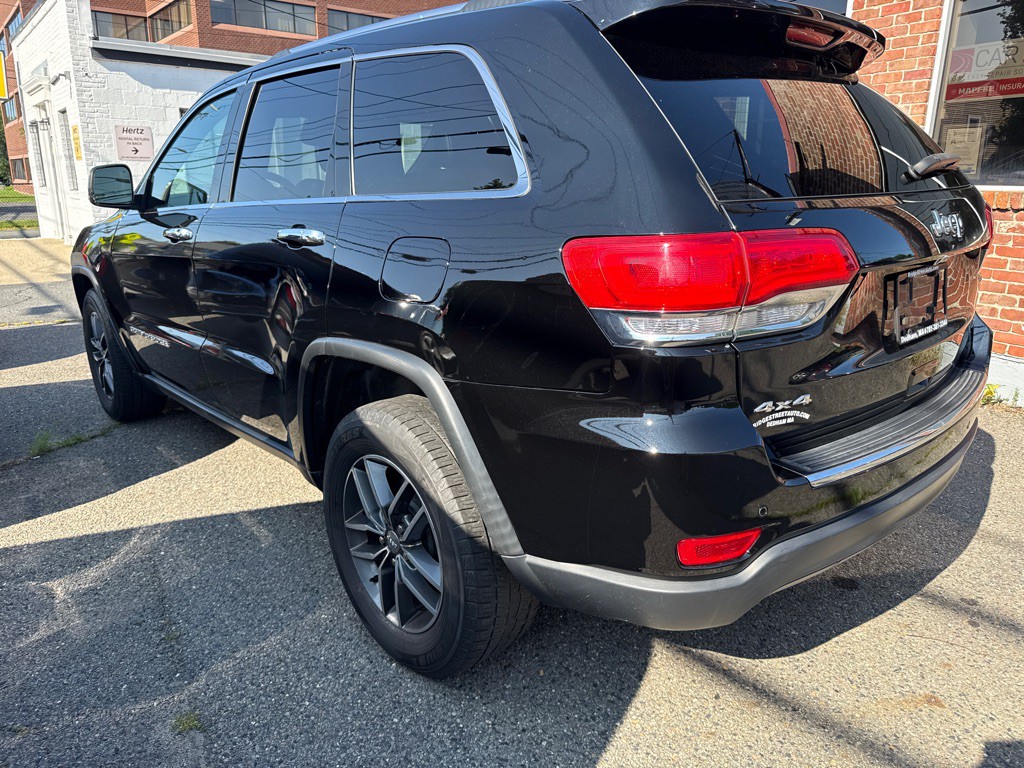 2017 Jeep Grand Cherokee Image 4