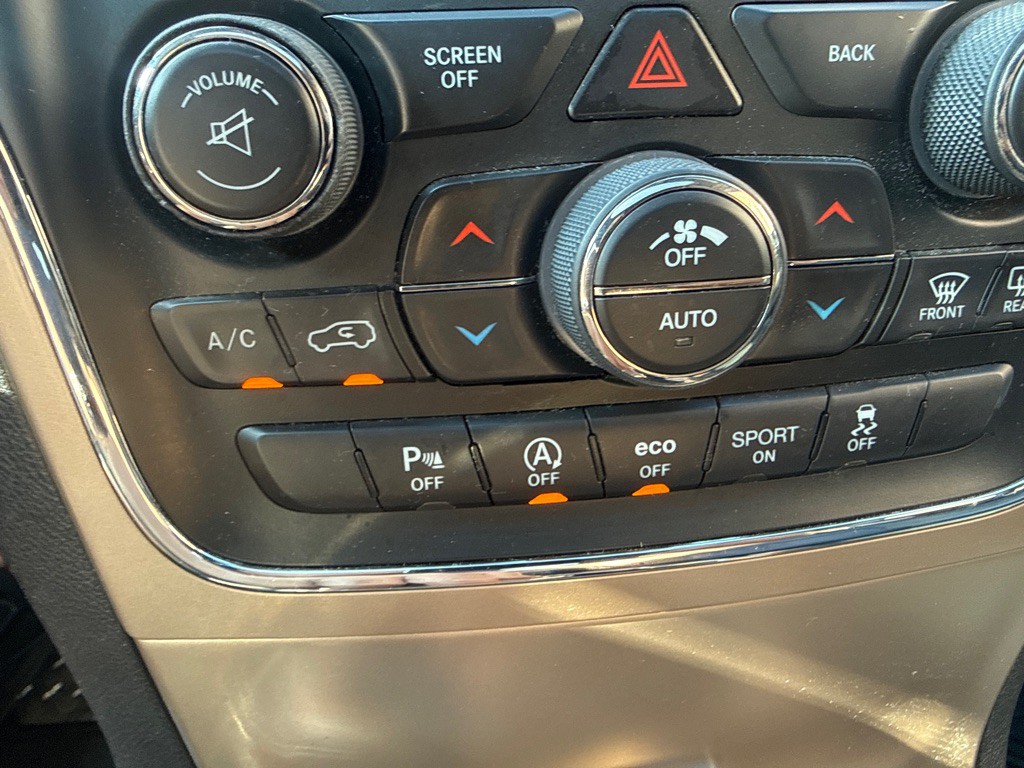 2017 Jeep Grand Cherokee Image 19