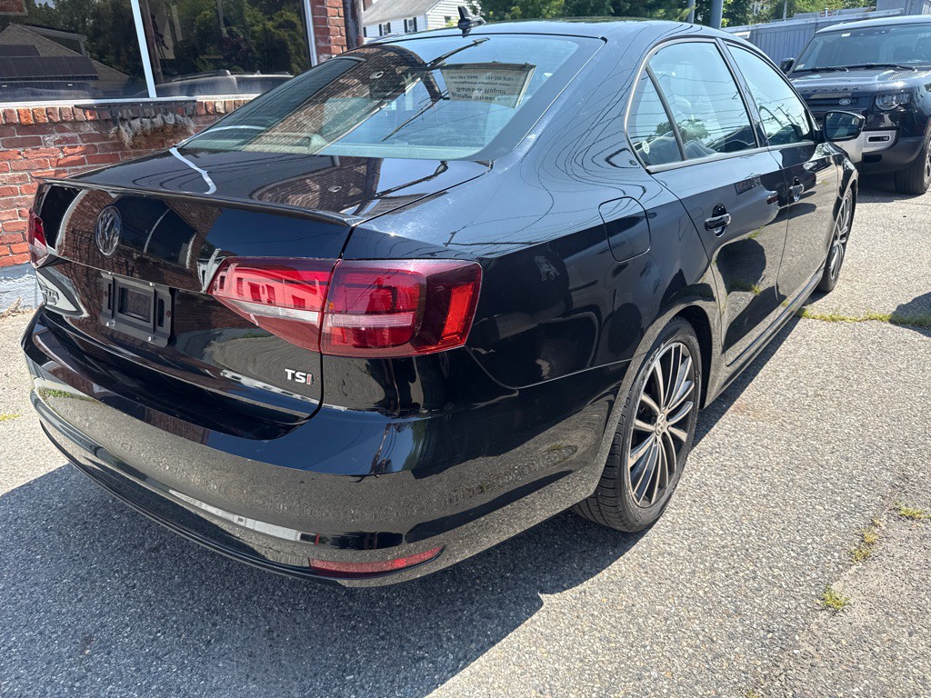 2016 Volkswagen Jetta Image 3