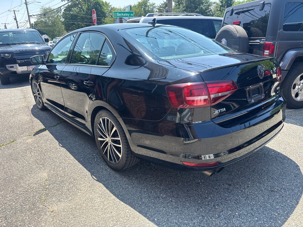 2016 Volkswagen Jetta Image 4