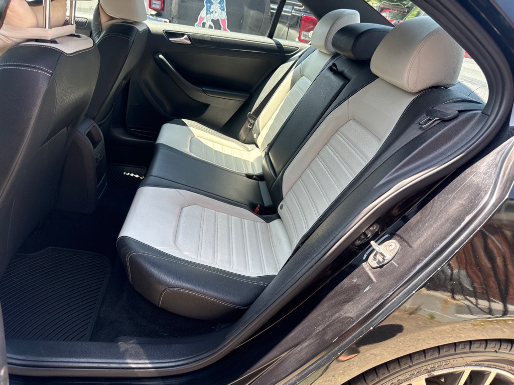 2016 Volkswagen Jetta Image 7