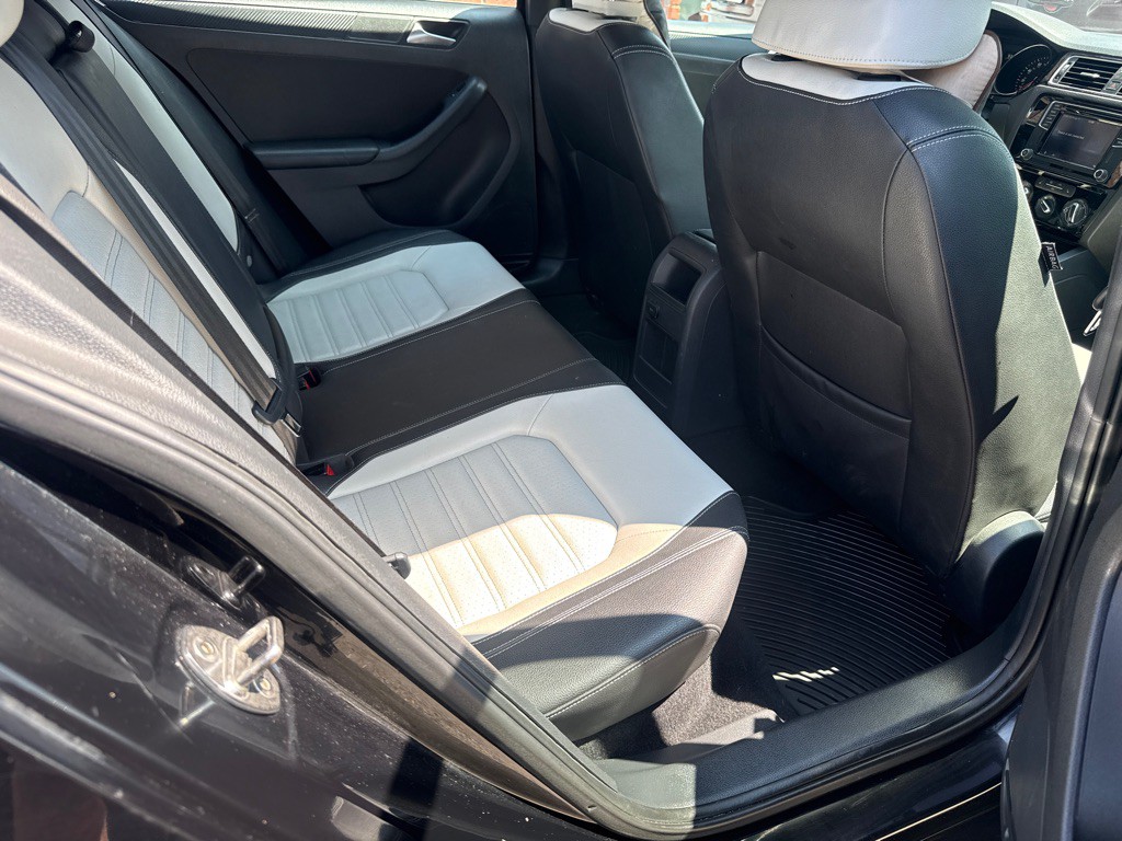 2016 Volkswagen Jetta Image 8