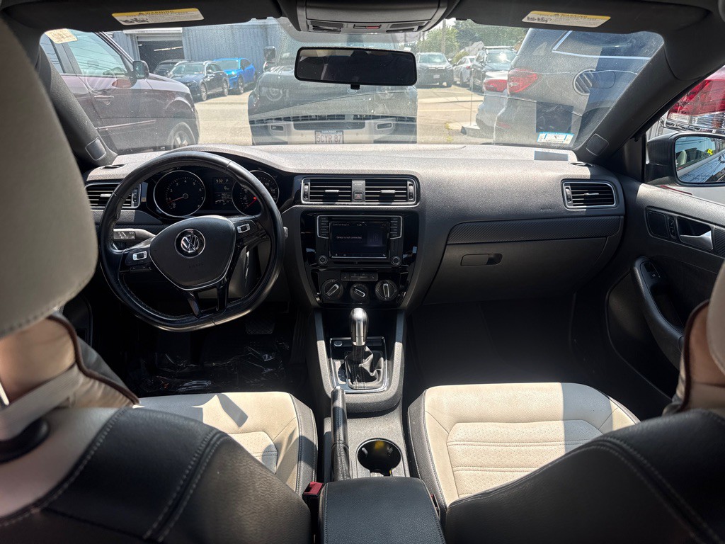 2016 Volkswagen Jetta Image 11