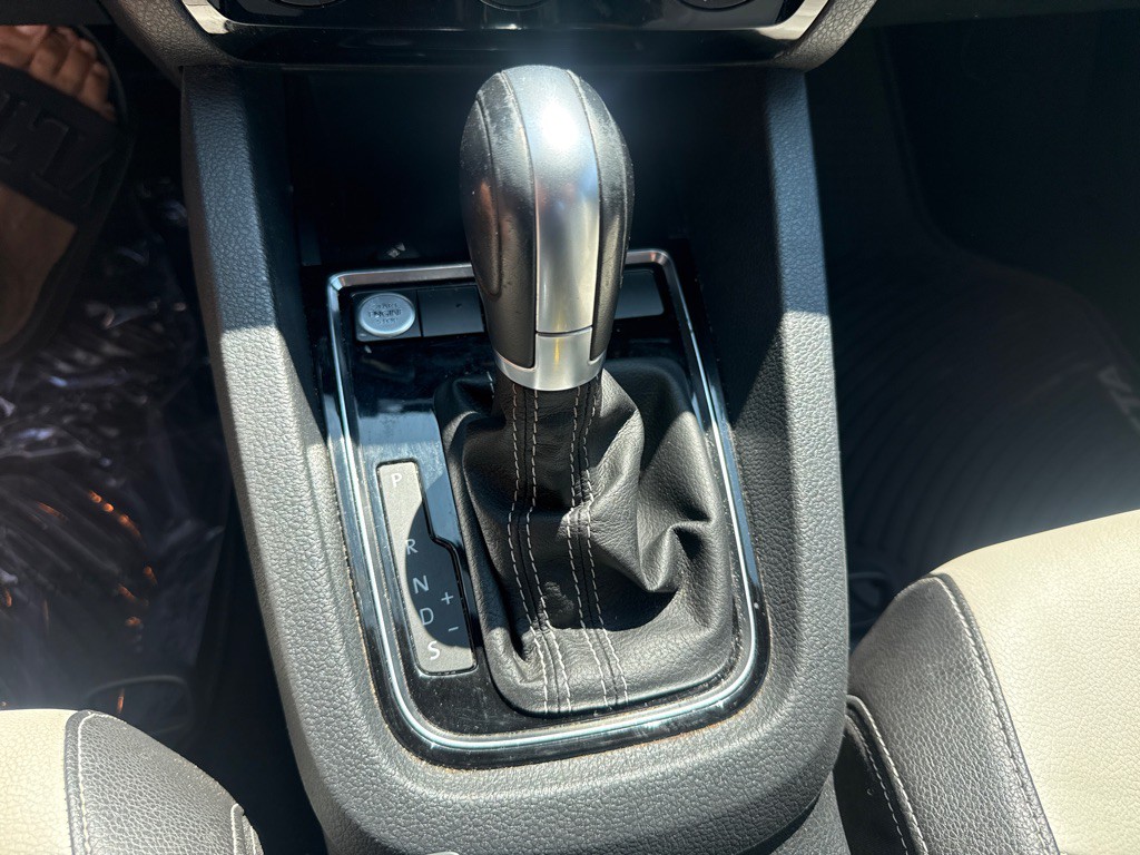 2016 Volkswagen Jetta Image 13