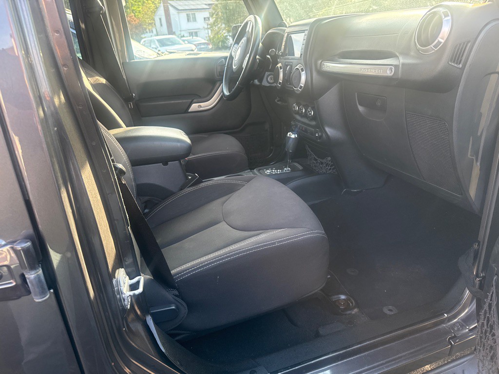 2014 Jeep Wrangler Unlimited Image 14