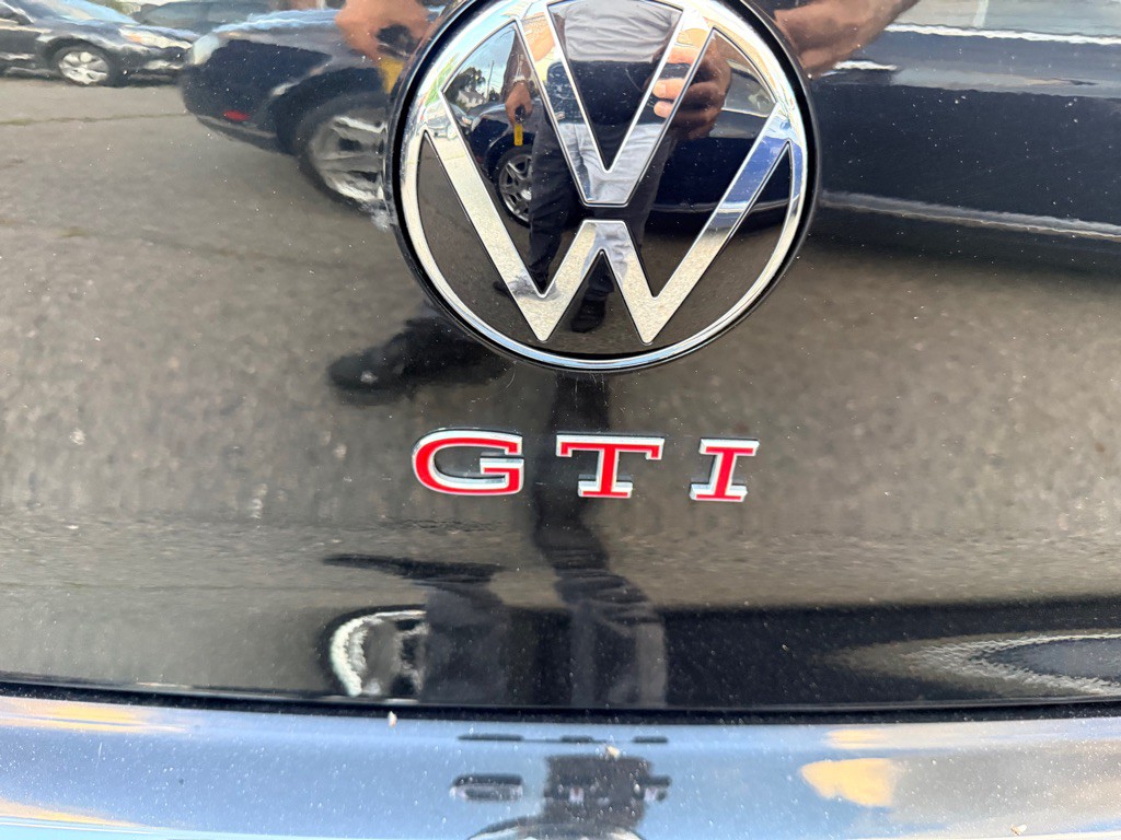 2024 Volkswagen GTI Image 5