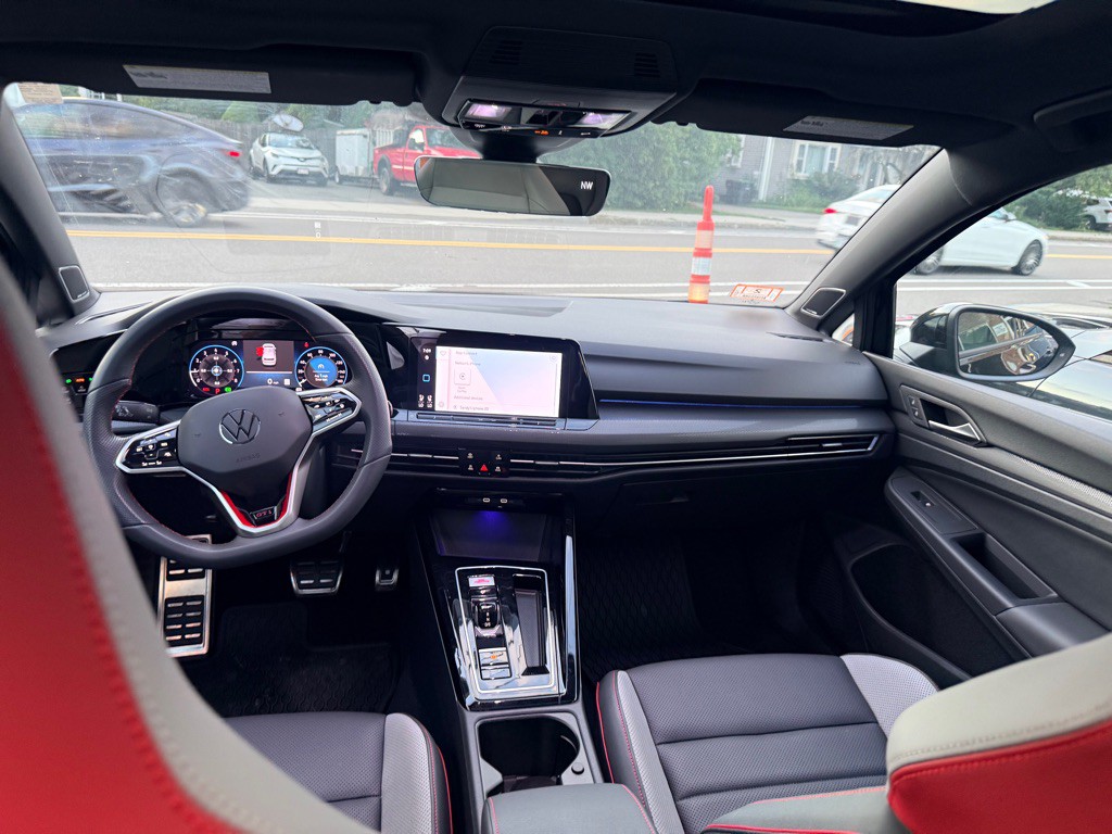2024 Volkswagen GTI Image 25