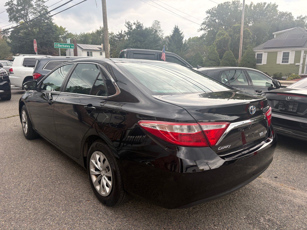2016 Toyota Camry Image 5