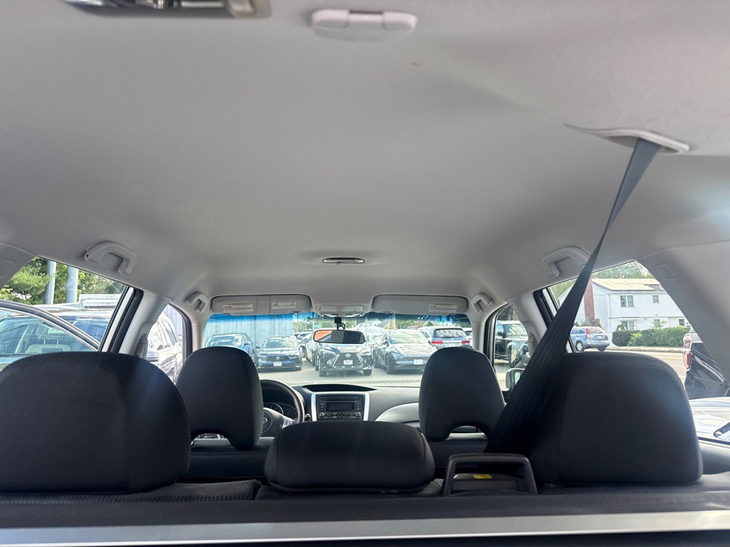 2010 Subaru Forester Image 9