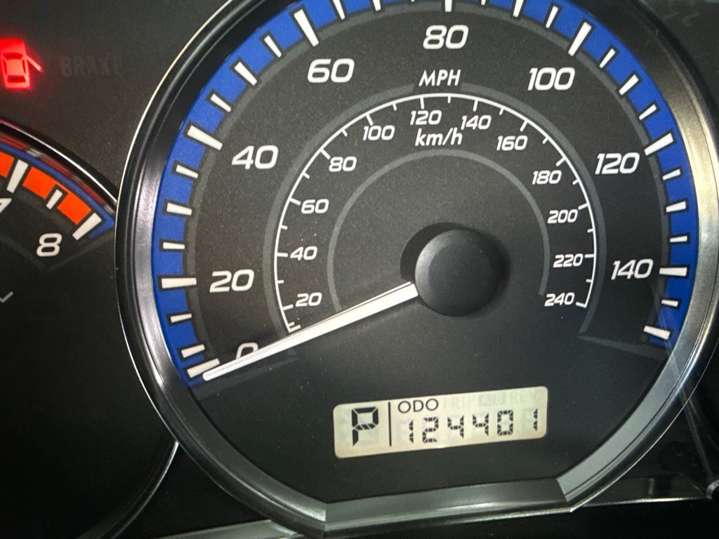 2010 Subaru Forester Image 13