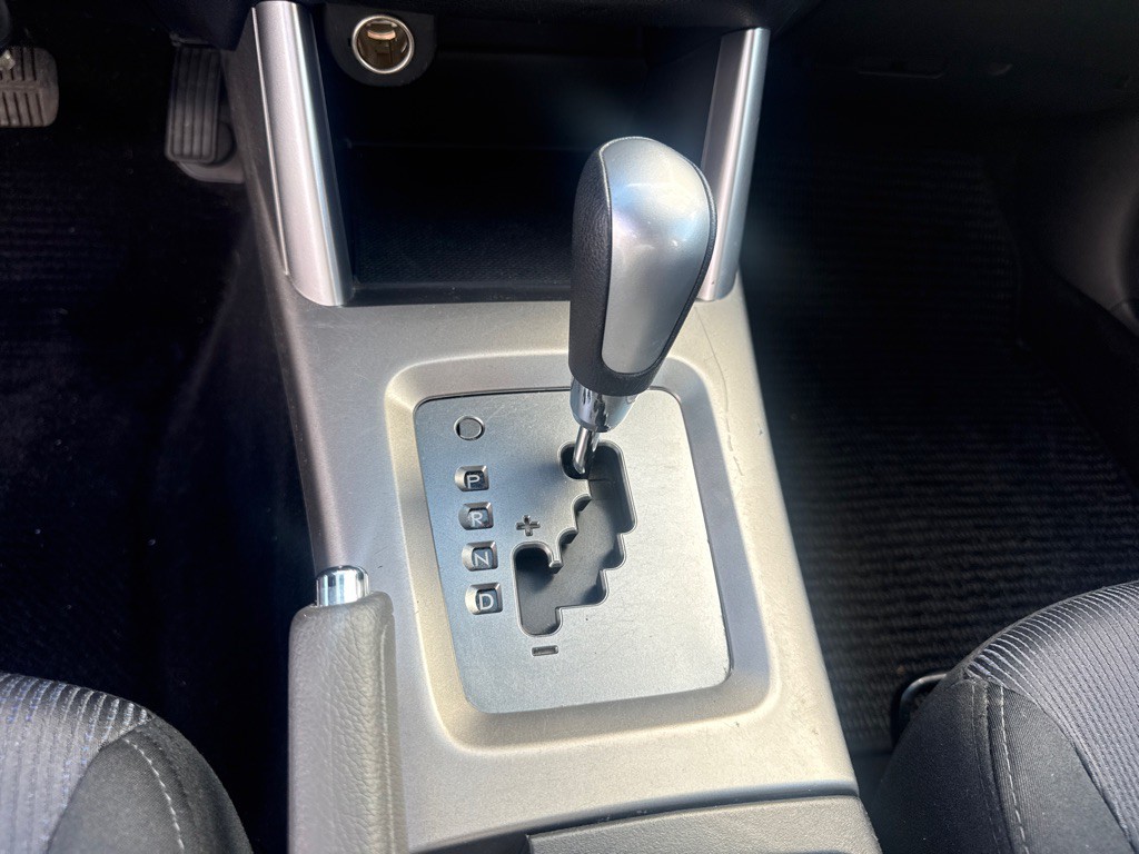 2010 Subaru Forester Image 14