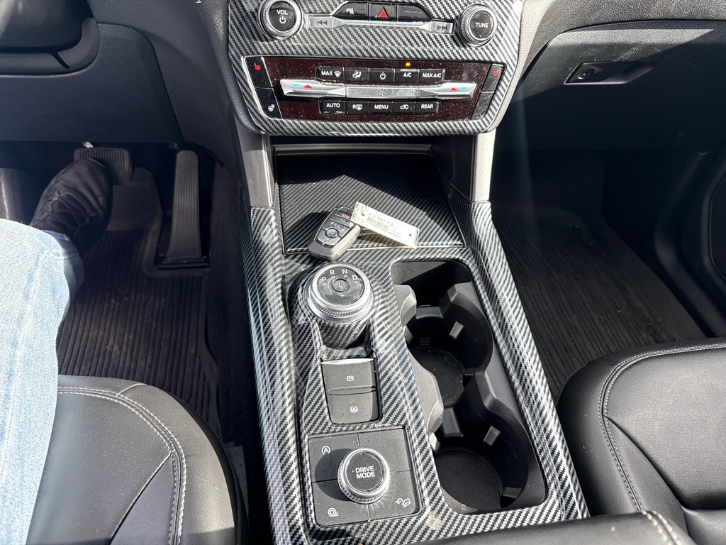 2024 Ford Explorer Image 19