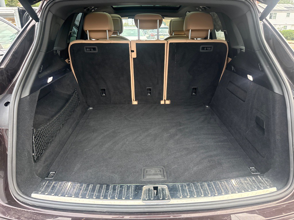 2020 Porsche Cayenne Image 9