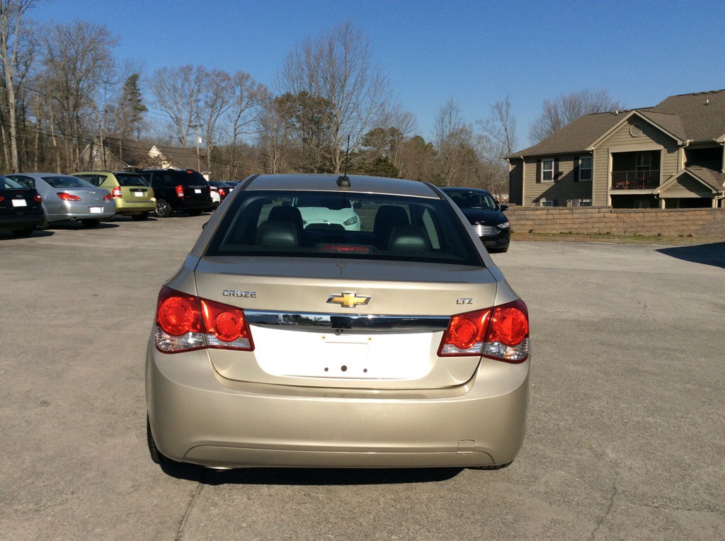 2016 Chevrolet Cruze Image 4