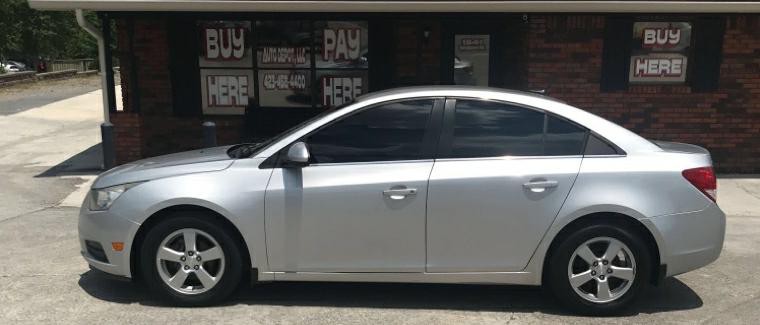 2014 Chevrolet Cruze Image 2