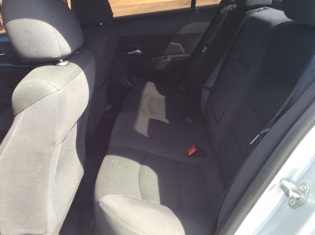 2014 Chevrolet Cruze Image 7