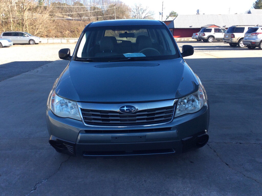 2010 Subaru Forester Image 2
