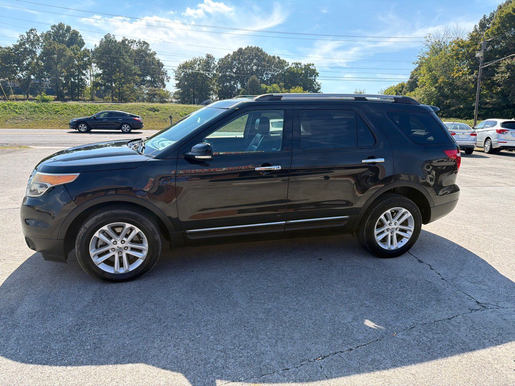 2014 Ford Explorer Image 2