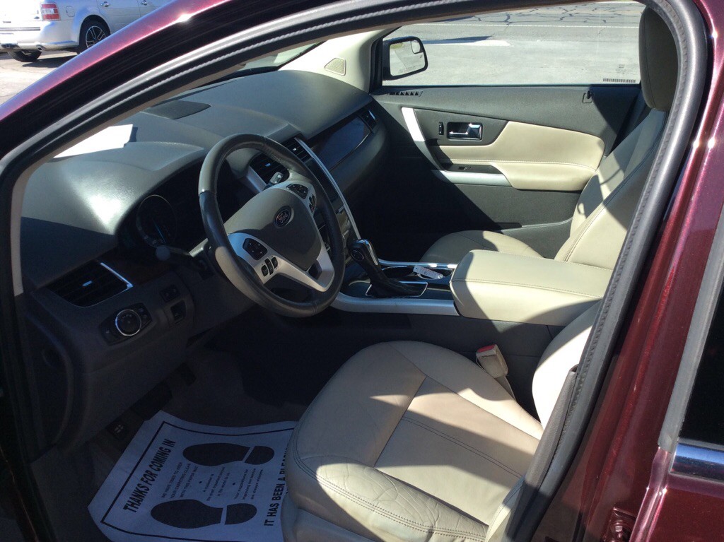 2011 Ford Edge Image 5