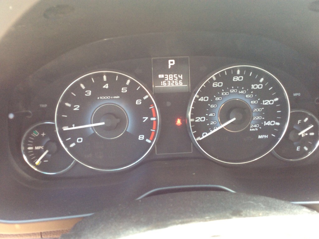 2010 Subaru Outback Image 8