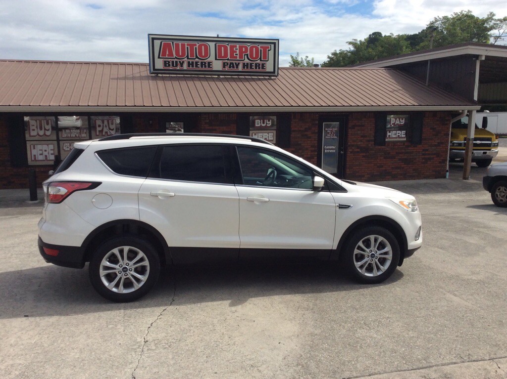 2017 Ford Escape Image 1