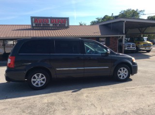 Image for 2011 Chrysler Town & Country Touring L ID: 6706707