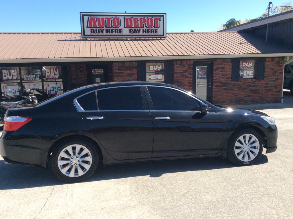 2013 Honda Accord Image 1