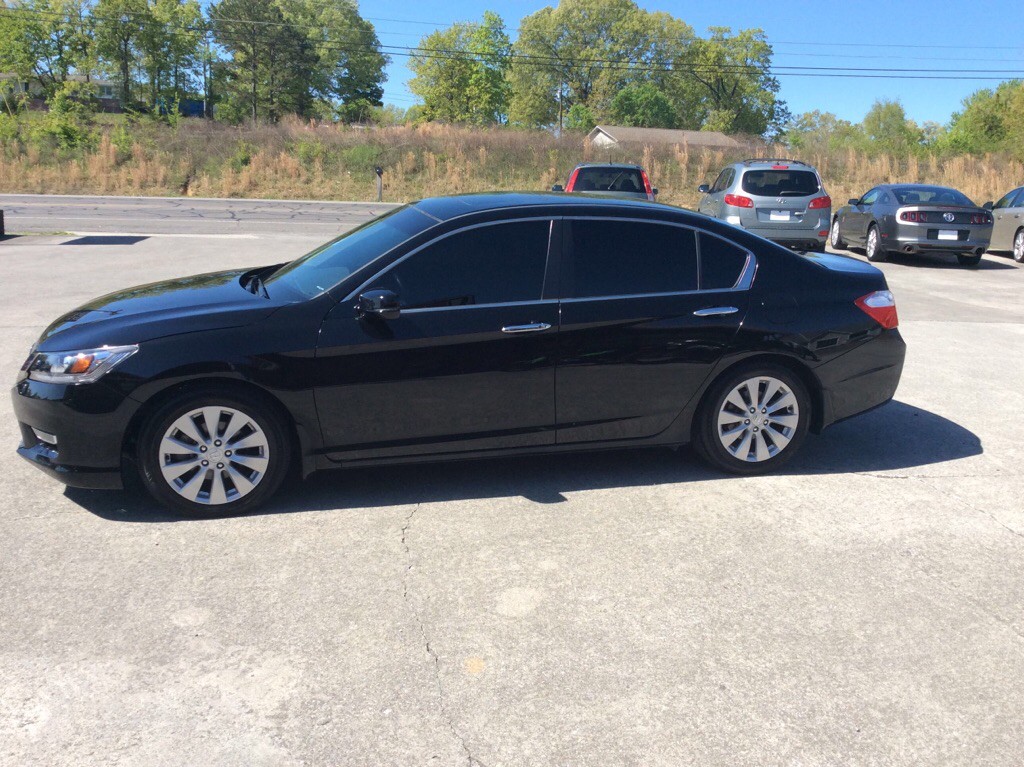 2013 Honda Accord Image 2