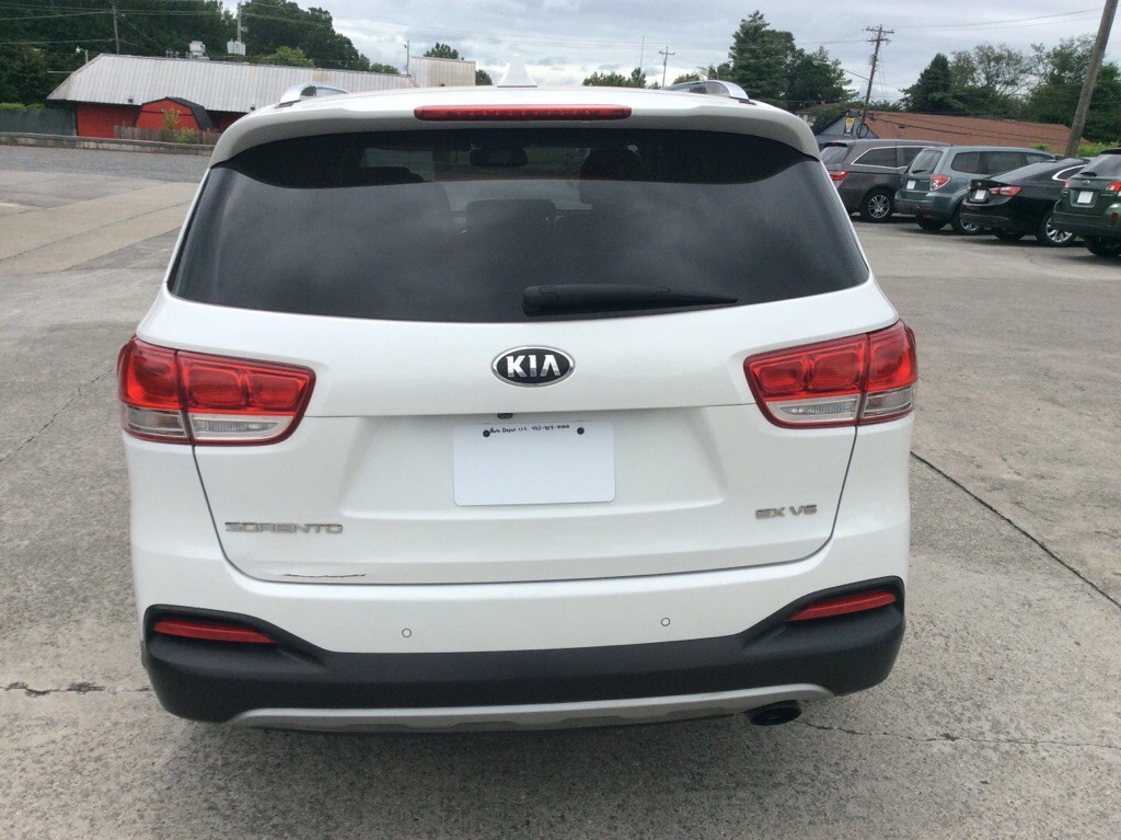 2018 Kia Sorento Image 4
