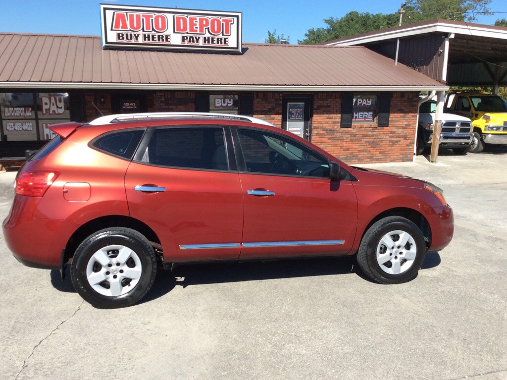 2015 Nissan Rogue Image 1