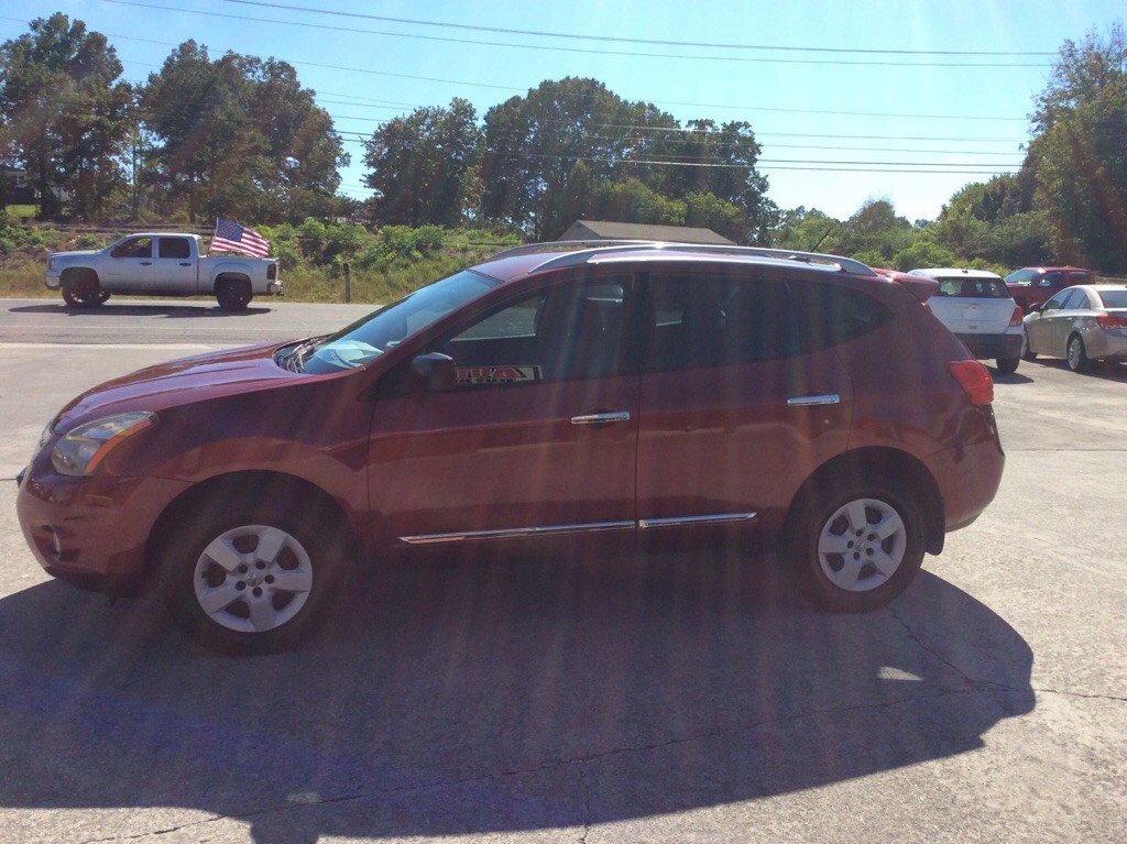 2015 Nissan Rogue Image 2
