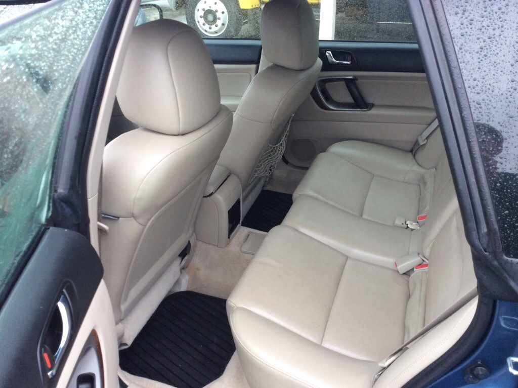 2008 Subaru Outback Image 6