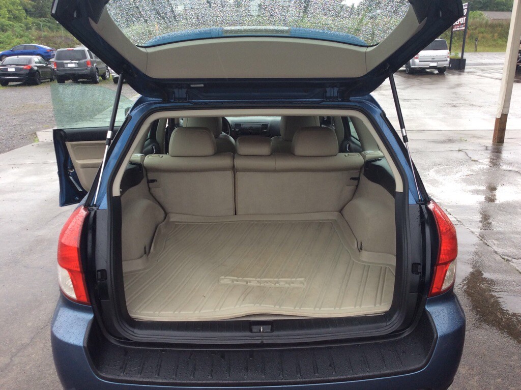 2008 Subaru Outback Image 7