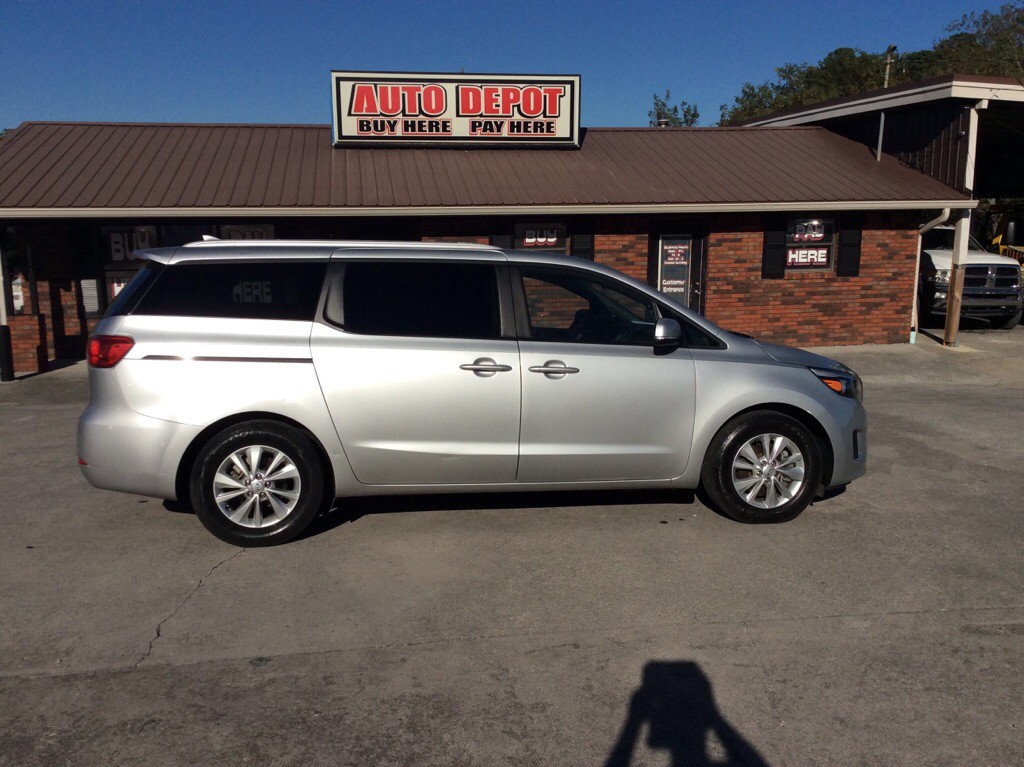 2016 Kia Sedona Image 1
