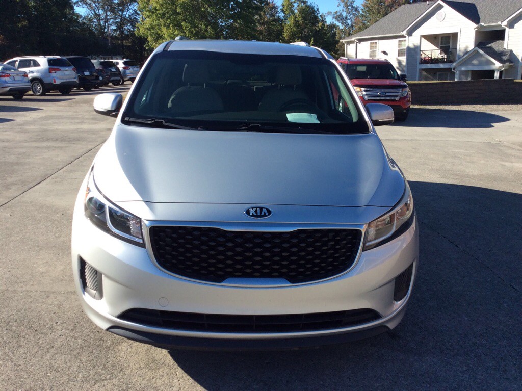 2016 Kia Sedona Image 3