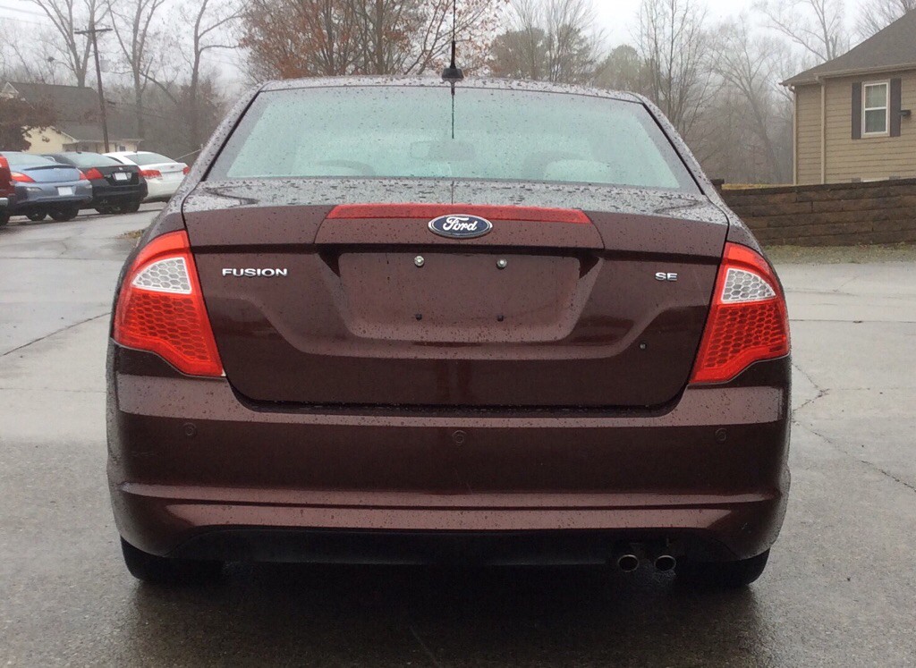 2012 Ford Fusion Image 2