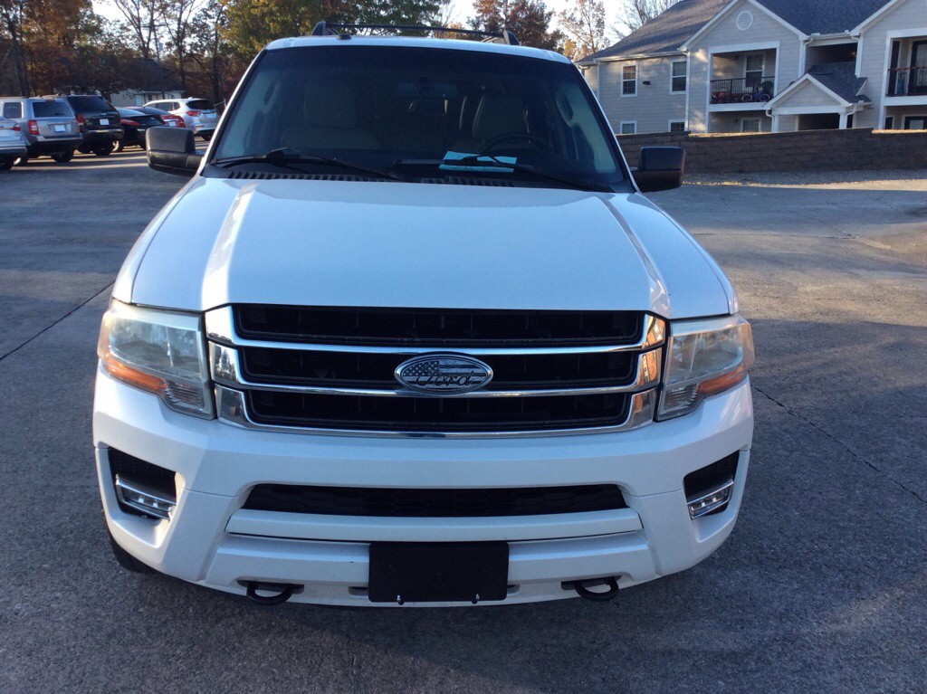 2017 Ford Expedition Image 2