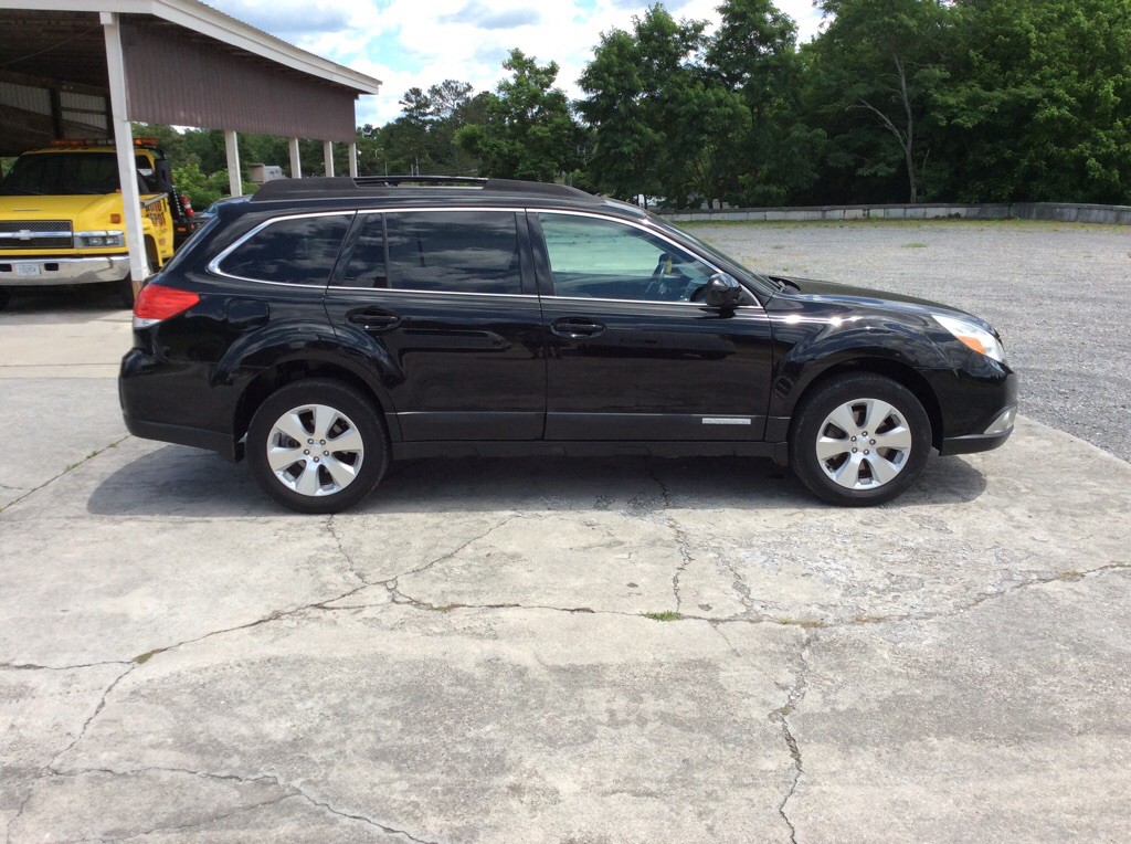 2011 Subaru Outback Image 3