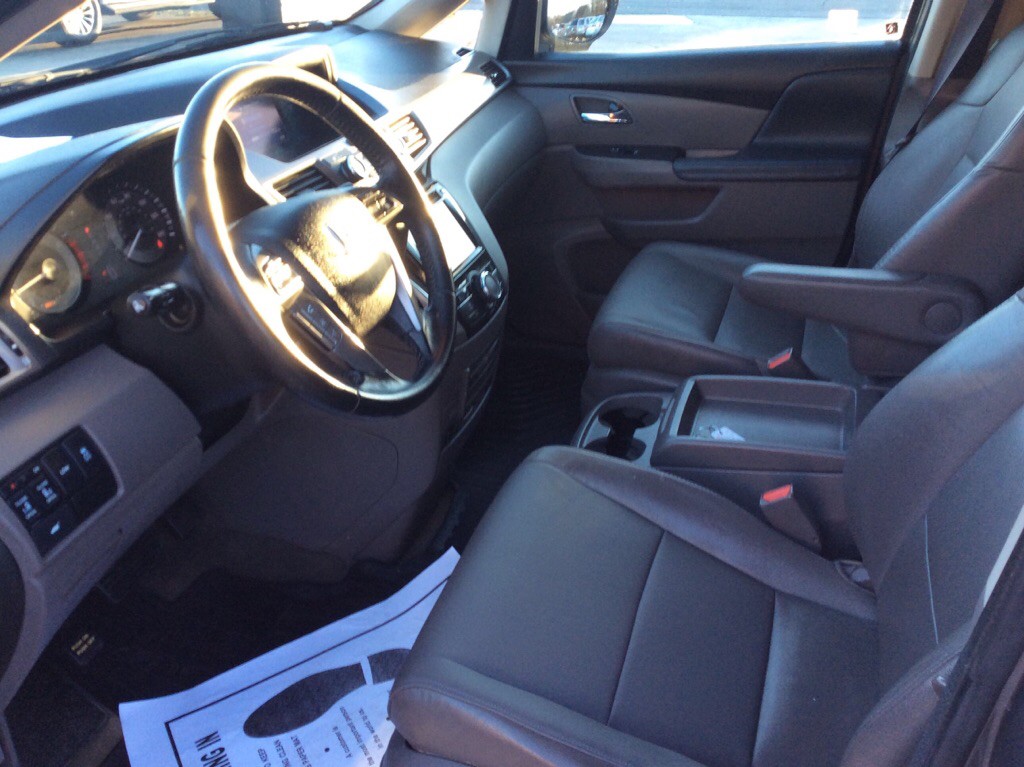2014 Honda Odyssey Image 5