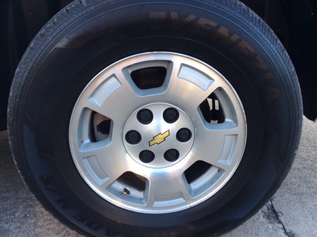 2008 Chevrolet Suburban Image 5