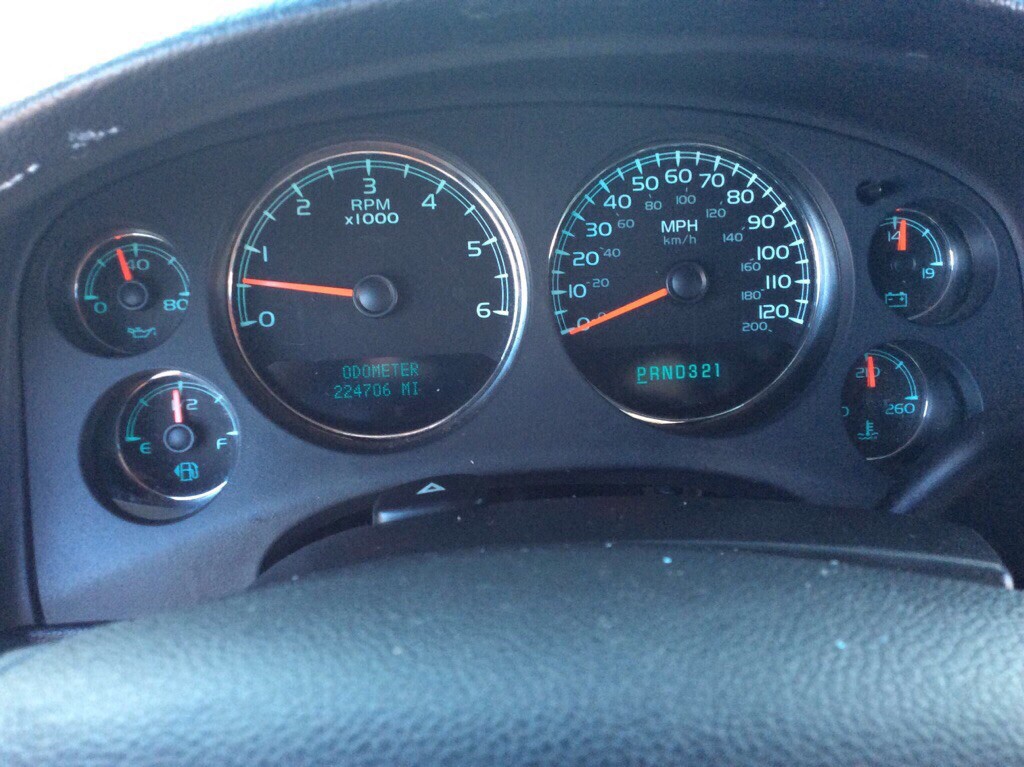 2008 Chevrolet Suburban Image 8