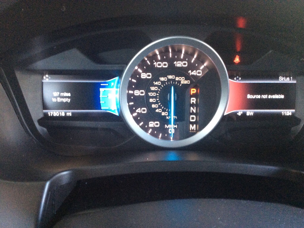 2015 Ford Explorer Image 9