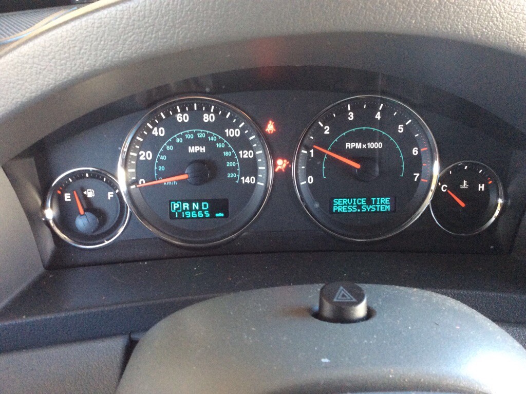 2007 Jeep Grand Cherokee Image 9