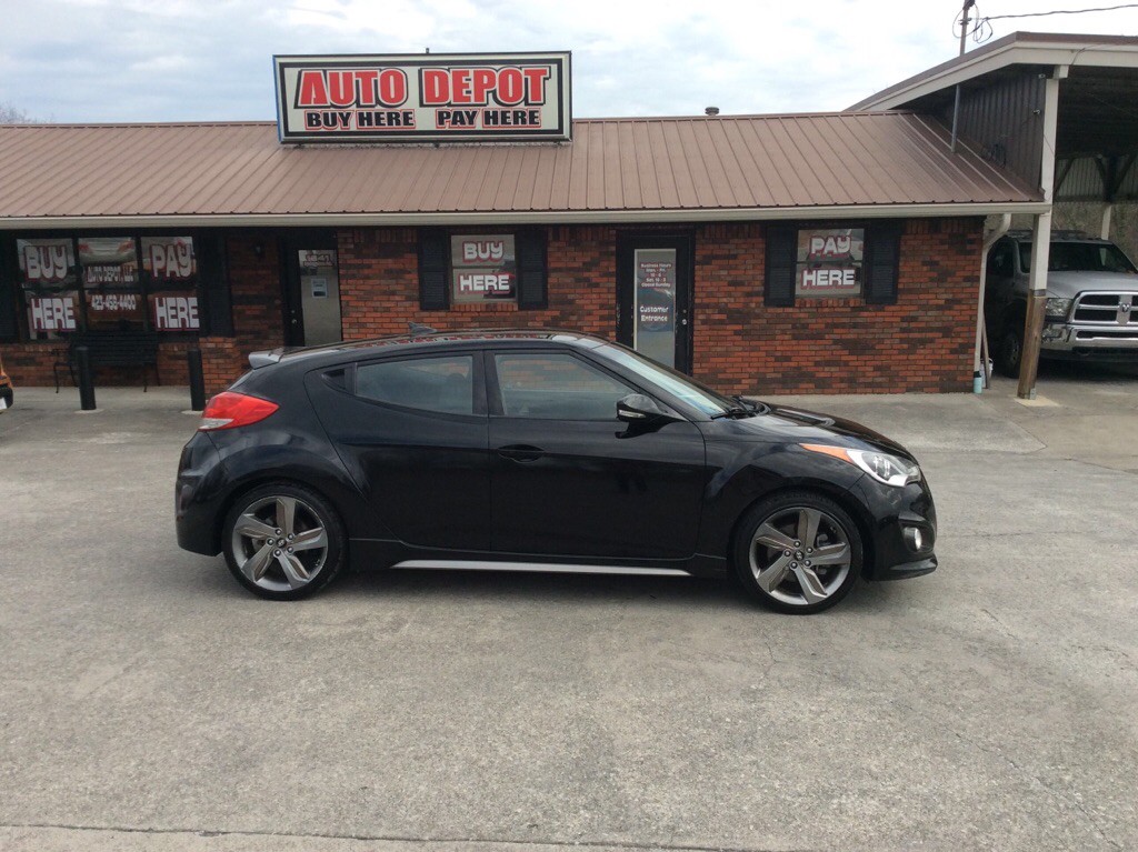 2013 Hyundai Veloster Image 1
