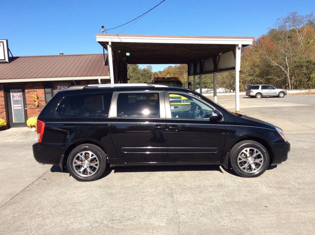 2014 Kia Sedona Image 2