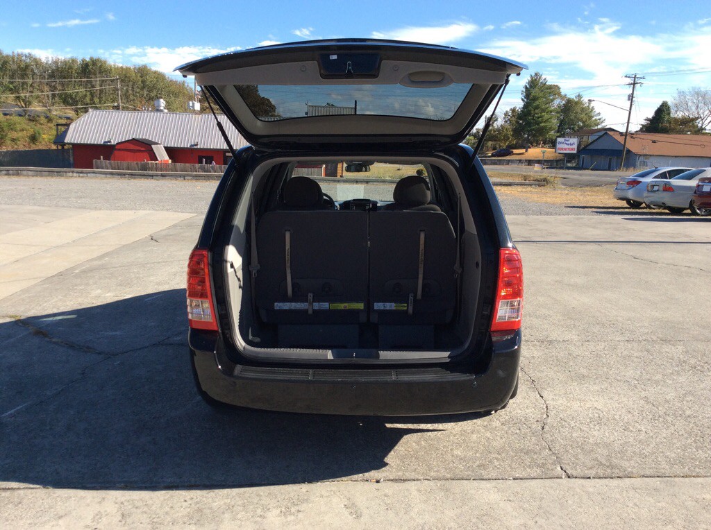 2014 Kia Sedona Image 8
